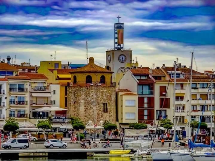 Apartamento De 3 Dormitorios Cambrils Esterno foto
