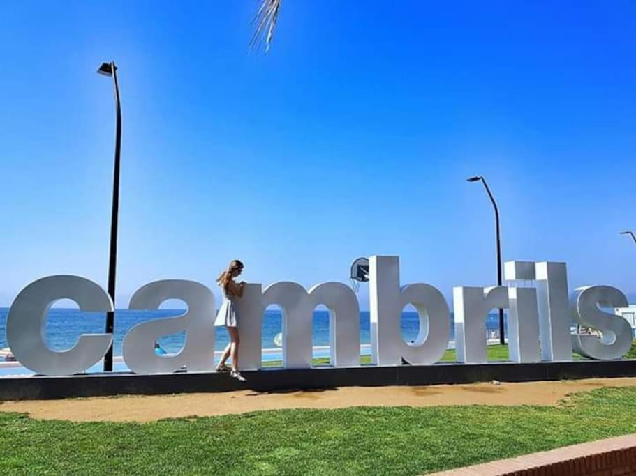 Apartamento De 3 Dormitorios Cambrils Esterno foto